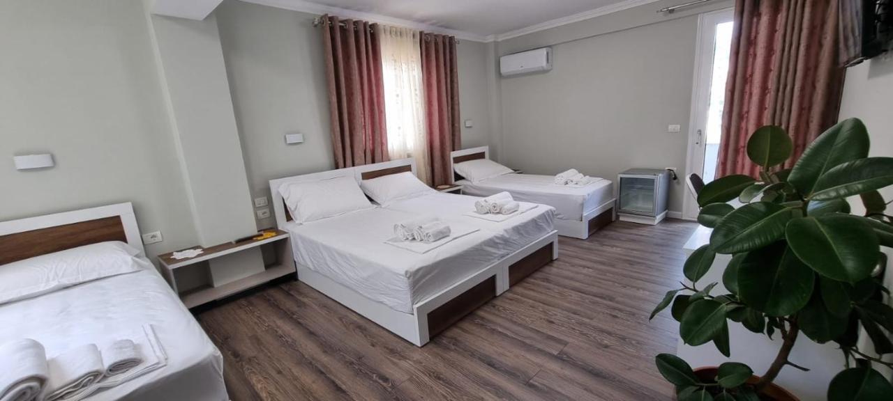 Aaa Apartment Берат Екстериор снимка