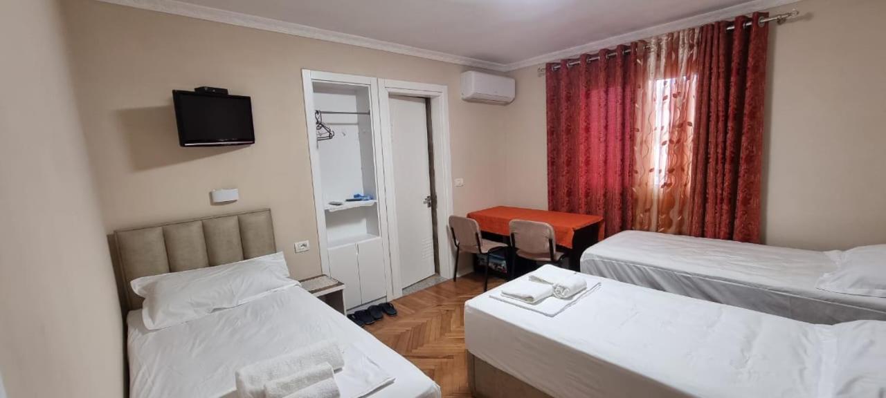Aaa Apartment Берат Екстериор снимка