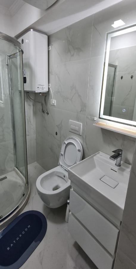 Aaa Apartment Берат Екстериор снимка